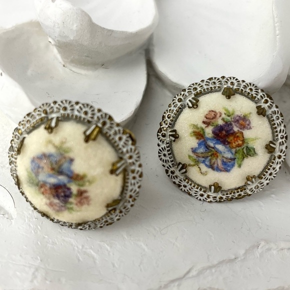 Western Germany Sugared Bead Stone Clip on Earrings - Picture 1 of 8